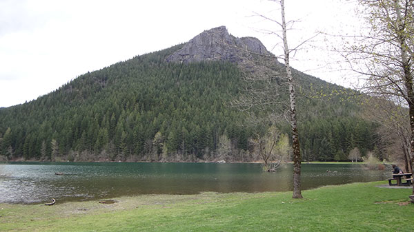 Rattlesnake Lake - Uma bela atração de King County - AntonioBorba.com