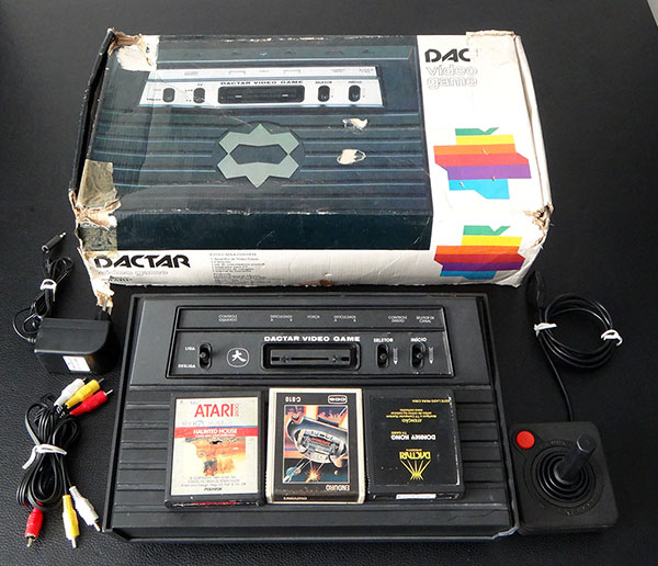 VENDIDO: Atari Dactar com Enduro, Donkey Kong e Haunted House