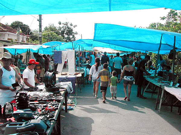 Atari Encontrado no Lixo - Feira em Belford Roxo - RJ - AntonioBorba.com