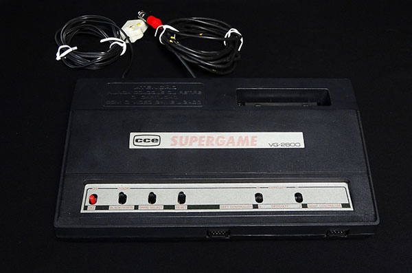 SuperGame CCE - Console Atari com 3 Joysticks e Jogos - AntonioBorba.com