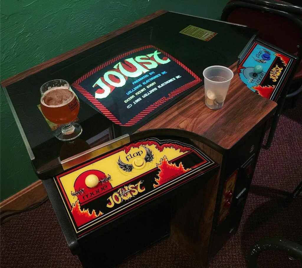 Joust - Cooperative multiplayer é um marco na história dos arcades