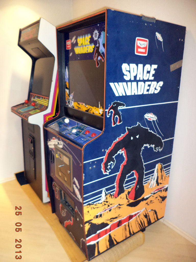 Arcade Space Invaders que adquiri em 2013 - AntonioBorba.com