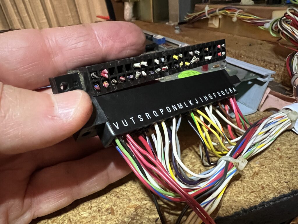 Atari Cocktail - Edge Connector 24/48 Molex Crimping