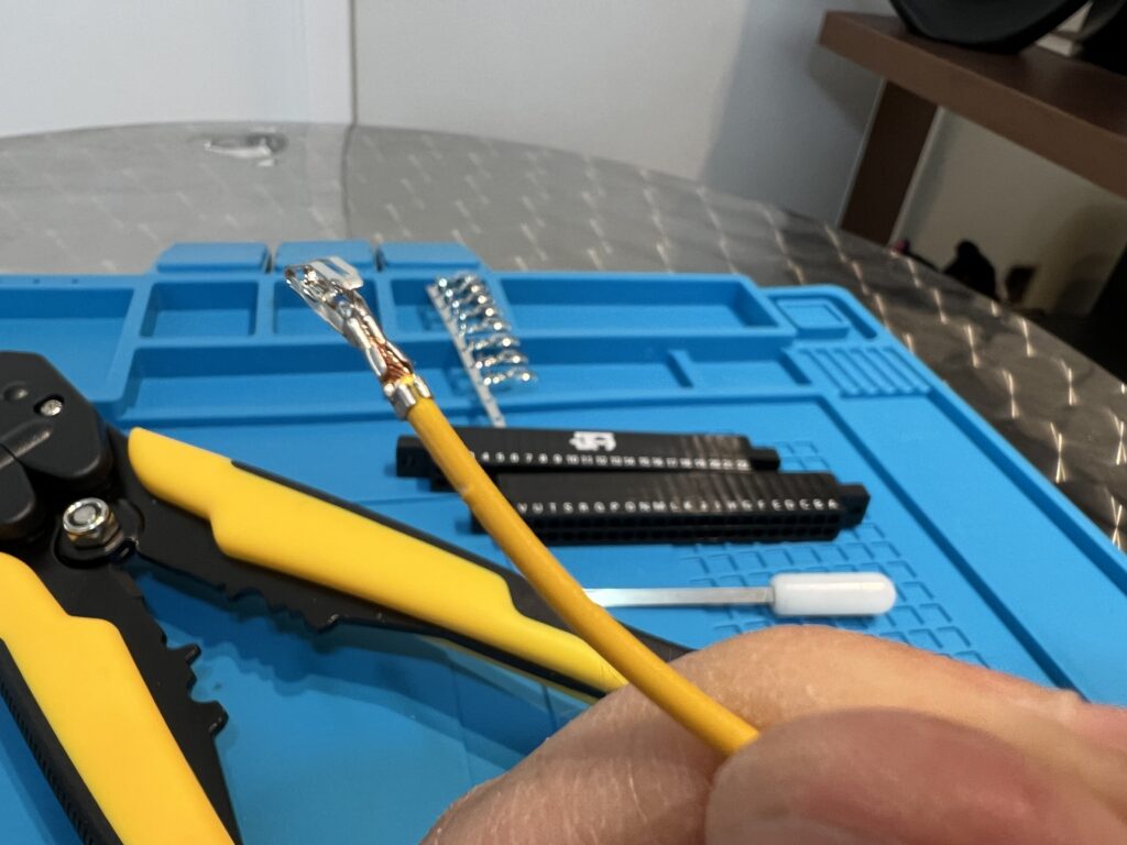 Molex Pins for Edge Connectors - Crimping Tests