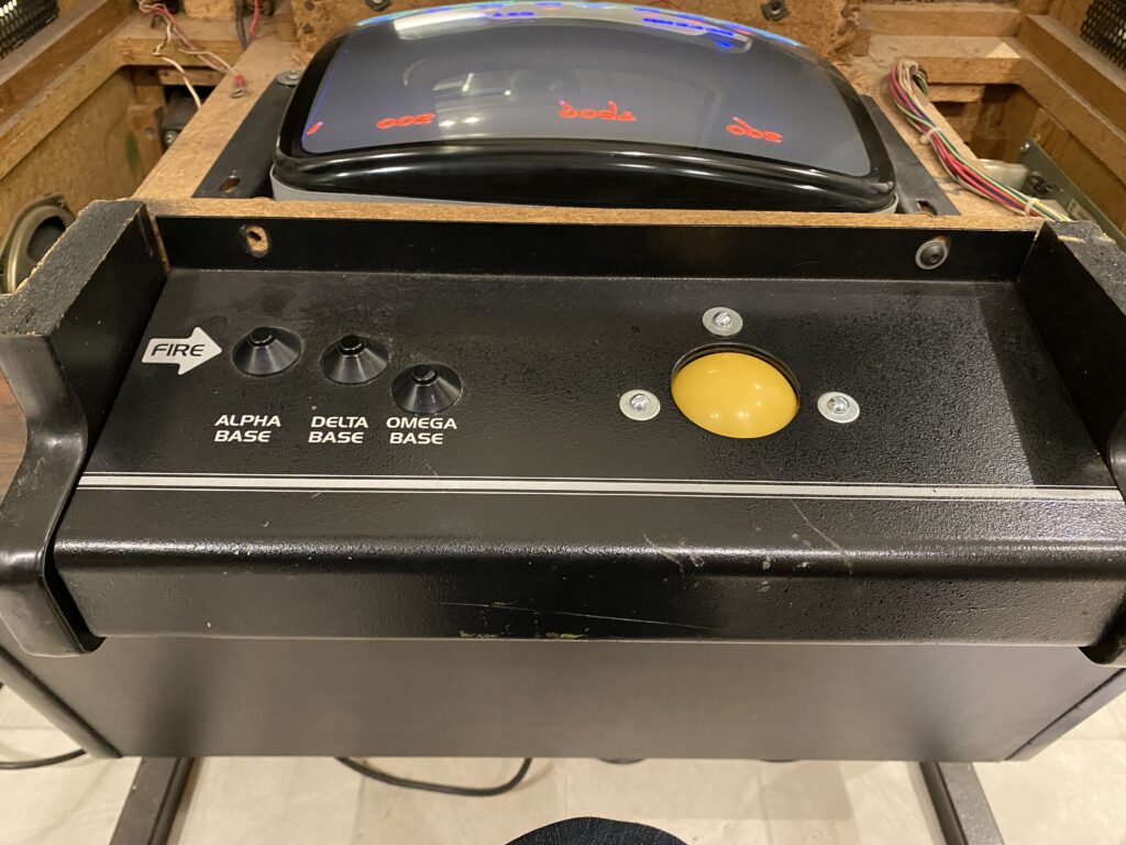 Arcade Missile Command - Cocktail - Atari - Control Panel