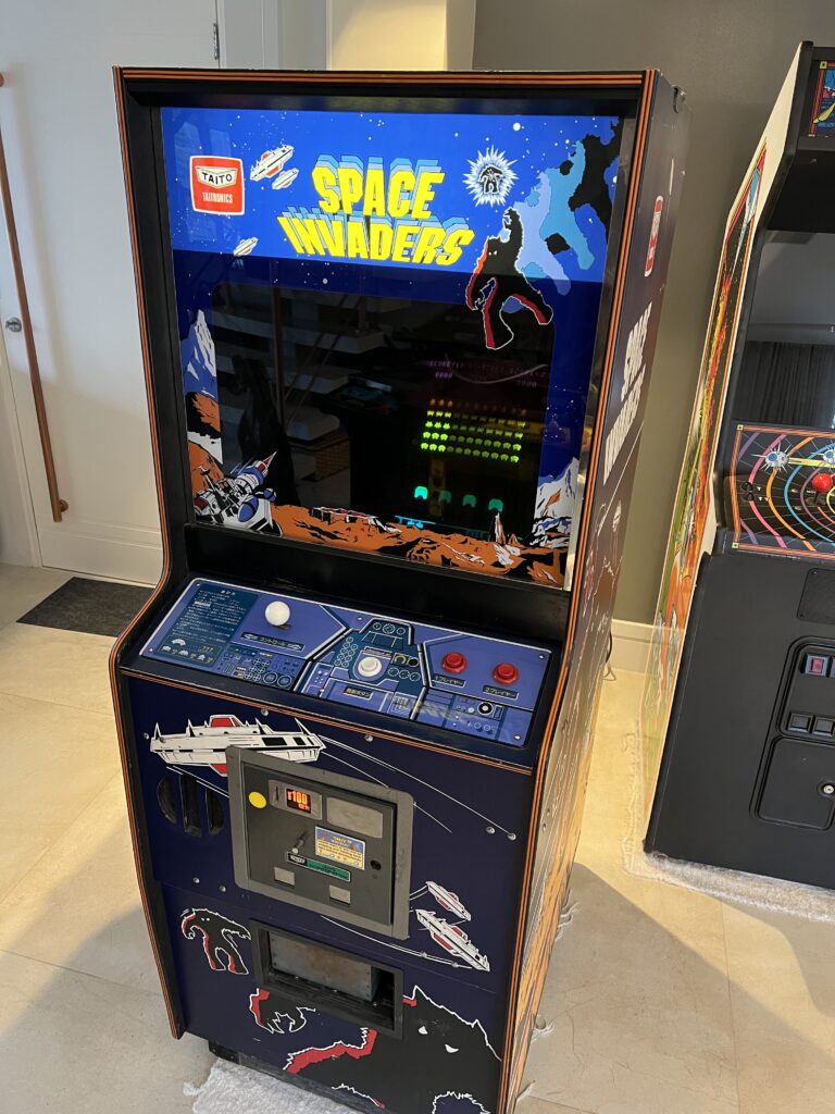 Space Invaders Japonês da Taito - Era de Bronze dos Arcades