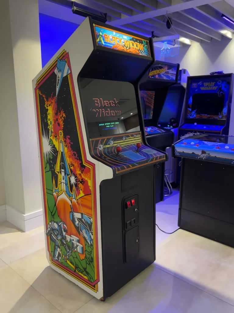 Arcade Black Widow - Atari Color Vector - Restored - Antonio Borba