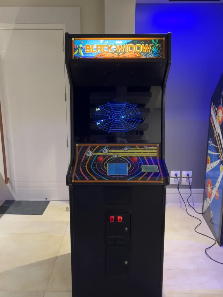 Arcade Black Widow - Atari Color Vector - Restored - Antonio Borba