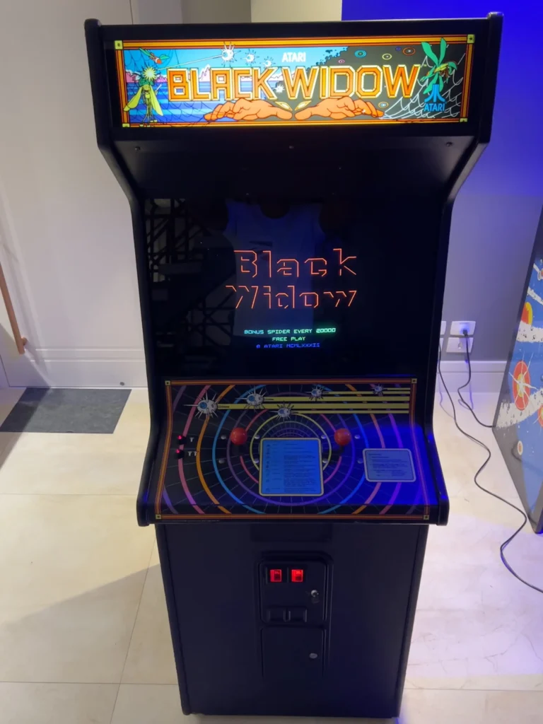 Arcade Black Widow - Atari Color Vector - Restored - Antonio Borba