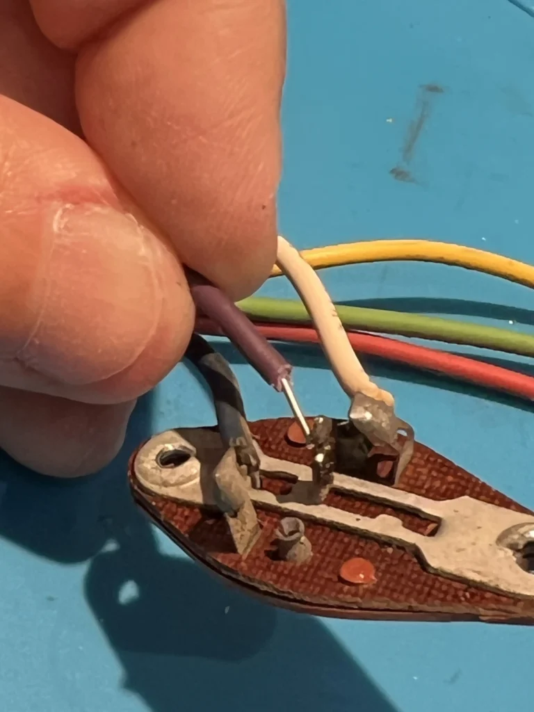 WG6100 Wells-Gardner Monitor Transistor Broken Wire Fix