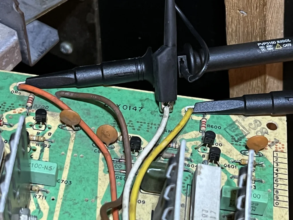 WG6100 Wells-Gardner Color Vector Monitor Deflection Board Connection to Scope