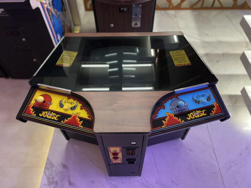 Joust Cocktail Arcade by Williams - Antonio Borba