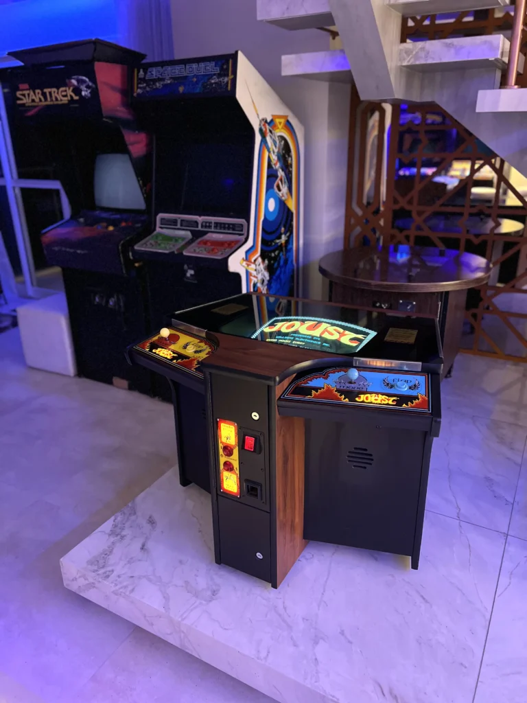 Joust Cocktail Arcade by Williams - Antonio Borba