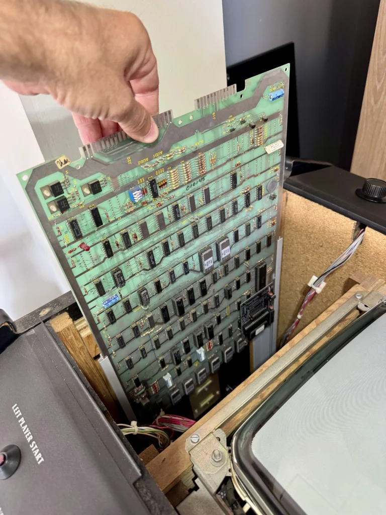 Warlords Atari Arcade Game Upright and Cocktail PCB Swap Warlords Atari Arcade Game Upright and Cocktail PCB Swap