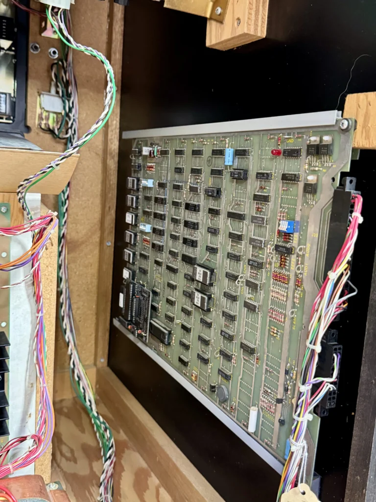 Warlords Atari Arcade Game Upright Cabinet - Antonio Borba Warlords Atari Arcade Game Upright Cabinet - Antonio Borba