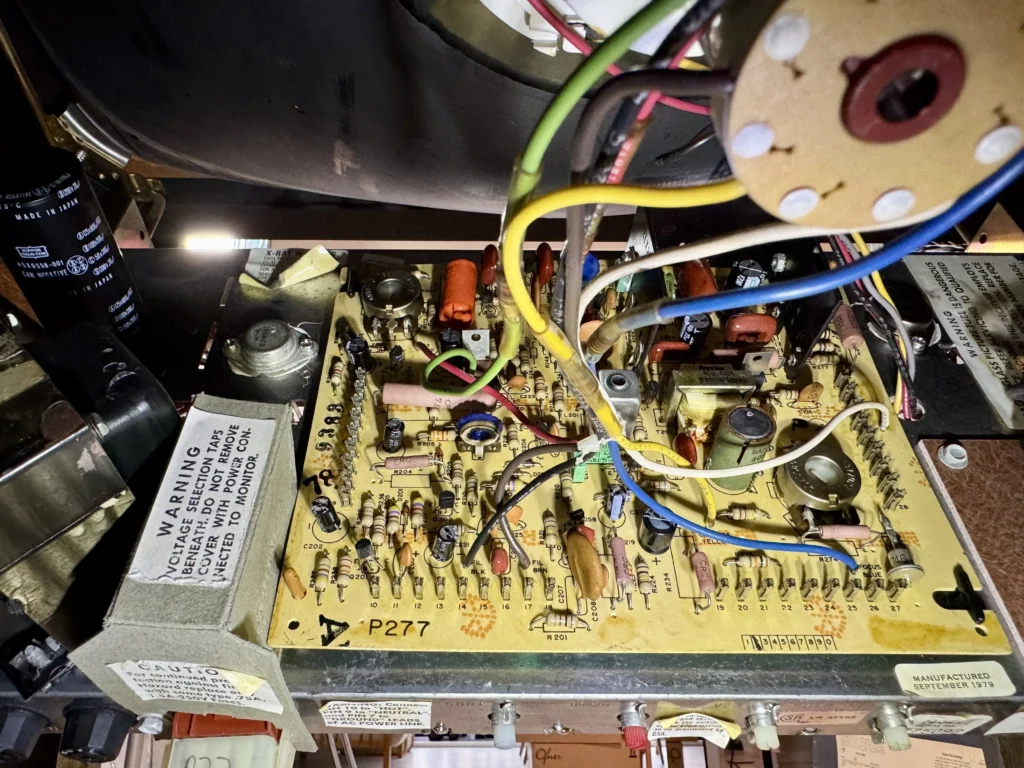Warlords Atari Arcade Game Upright Cabinet - Antonio Borba Warlords Atari Arcade Game Upright Cabinet - Antonio Borba