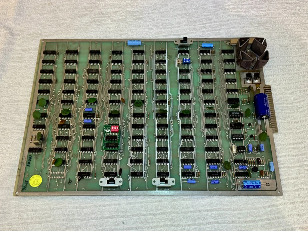 Breakout Atari Arcade Game with Paddle Master Upgrade Breakout Atari Arcade Game with Paddle Master Upgrade