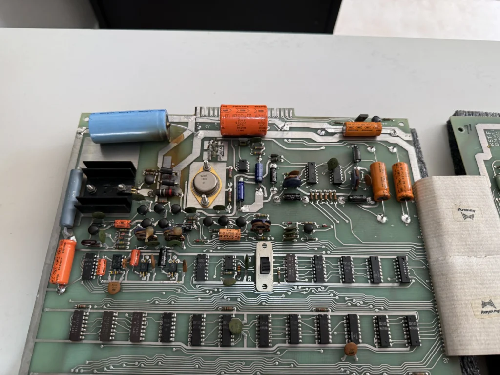 Tank II Arcade Cabinet by Kee Games - PCB Repair Tank II Arcade Cabinet by Kee Games - PCB Repair