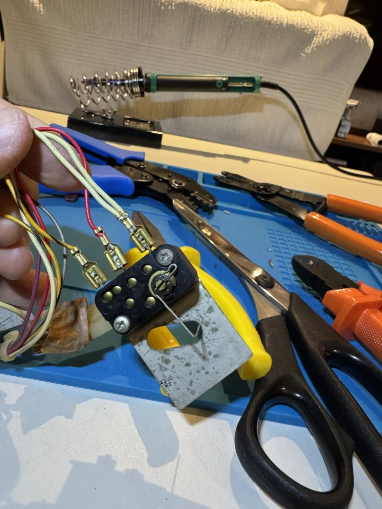 Tank II Arcade Cabinet by Kee Games - Harness and Connectors Tank II Arcade Cabinet by Kee Games - Harness and Connectors