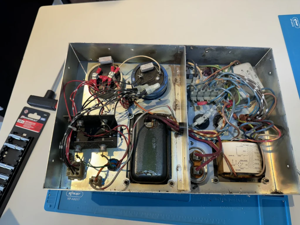Tapper Arcade Game by Bally Midway - Power Supply Restore Tapper Arcade Game by Bally Midway - Power Supply Restore
