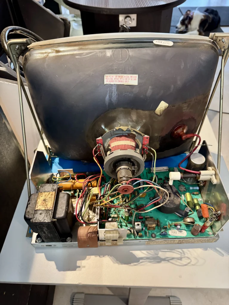 Circus by Exidy – Arcade Game Restoration - Motorola M5000 Monitor Circus by Exidy – Arcade Game Restoration - Motorola M5000 Monitor