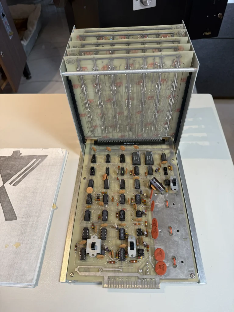 Inca Arcade Cabinet by PMC Electronics - Game Boardset Inca Arcade Cabinet by PMC Electronics - Game Boardset