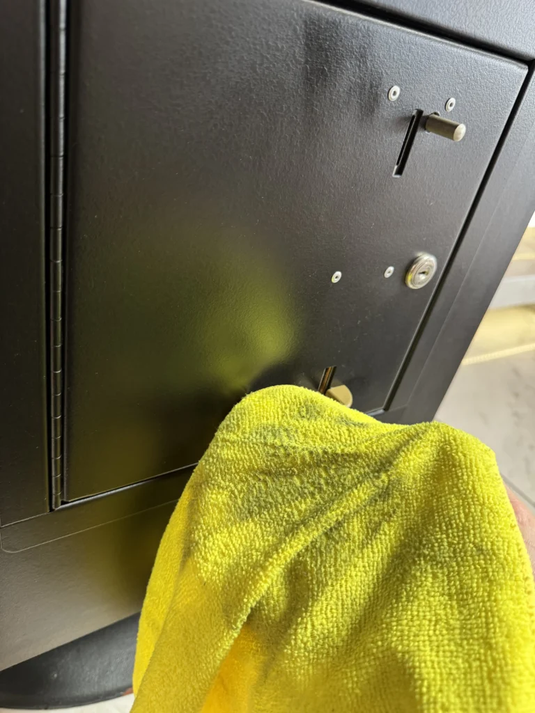 Inca Arcade Cabinet by PMC Electronics - Cleaning Inca Arcade Cabinet by PMC Electronics - Cleaning