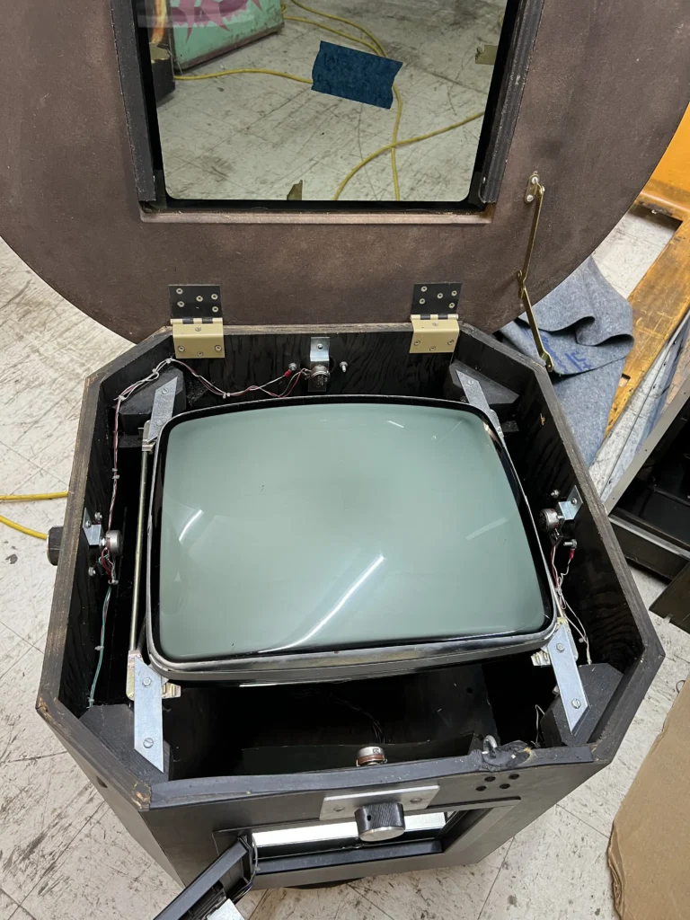 Inca Arcade Cabinet by PMC Electronics - Kentucky Inspection - Antonio Borba Inca Arcade Cabinet by PMC Electronics - Kentucky Inspection - Antonio Borba