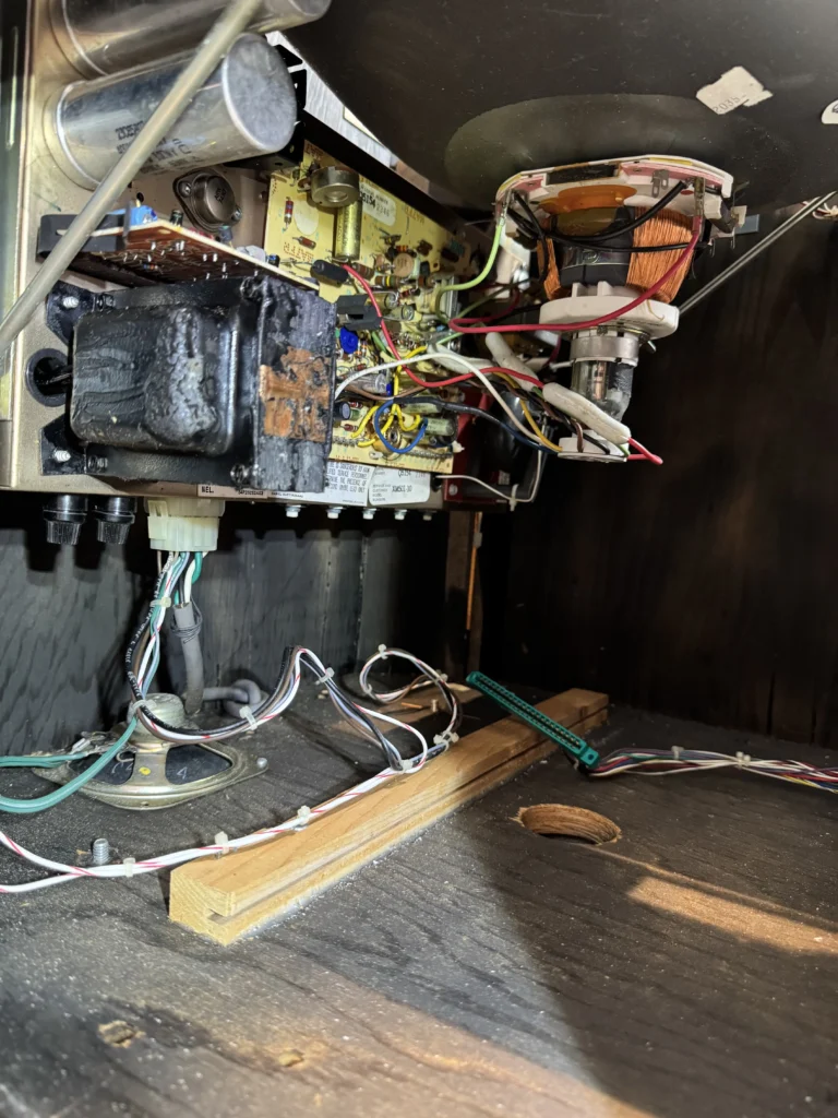 Inca Arcade Cabinet by PMC Electronics - Motorola XM-501 Monitor Tests Inca Arcade Cabinet by PMC Electronics - Motorola XM-501 Monitor Tests