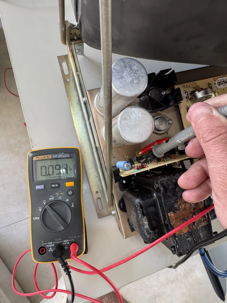 Inca Arcade Cabinet by PMC Electronics - Motorola XM-501 Monitor Inca Arcade Cabinet by PMC Electronics - Motorola XM-501 Monitor