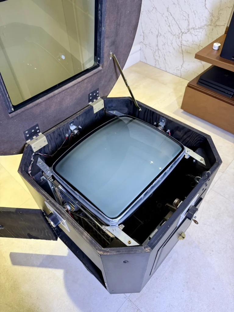 Inca Arcade Cabinet by PMC Electronics - Antonio Borba Arcade Collection Inca Arcade Cabinet by PMC Electronics - Antonio Borba Arcade Collection