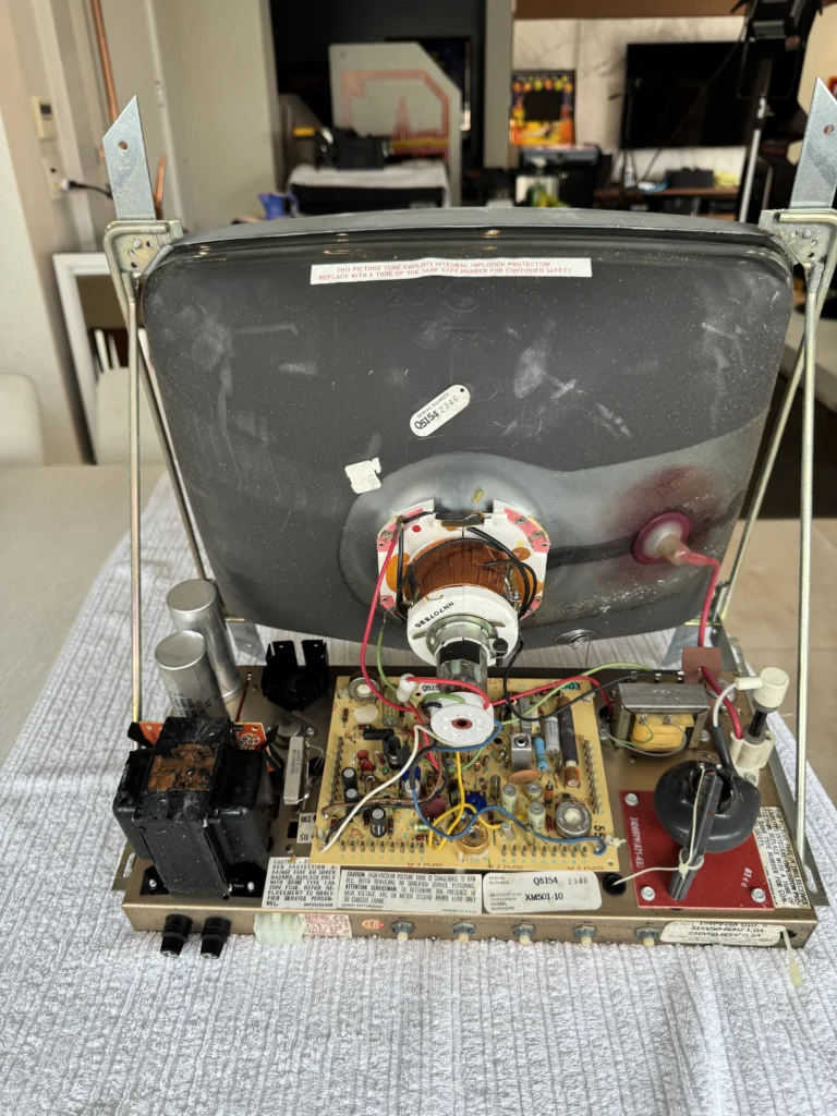 Inca Arcade Cabinet by PMC Electronics - Motorola XM-501 Monitor Tests Inca Arcade Cabinet by PMC Electronics - Motorola XM-501 Monitor Tests