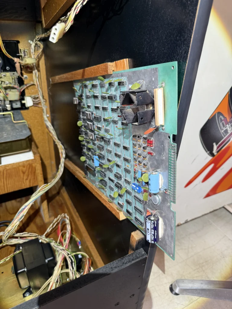 Atari Video Pinball Arcade - PCB Repaired and Installed Atari Video Pinball Arcade - PCB Repaired and Installed