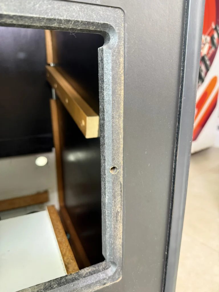 Video Pinball #17: Coin Door, Coin Box e Chicote