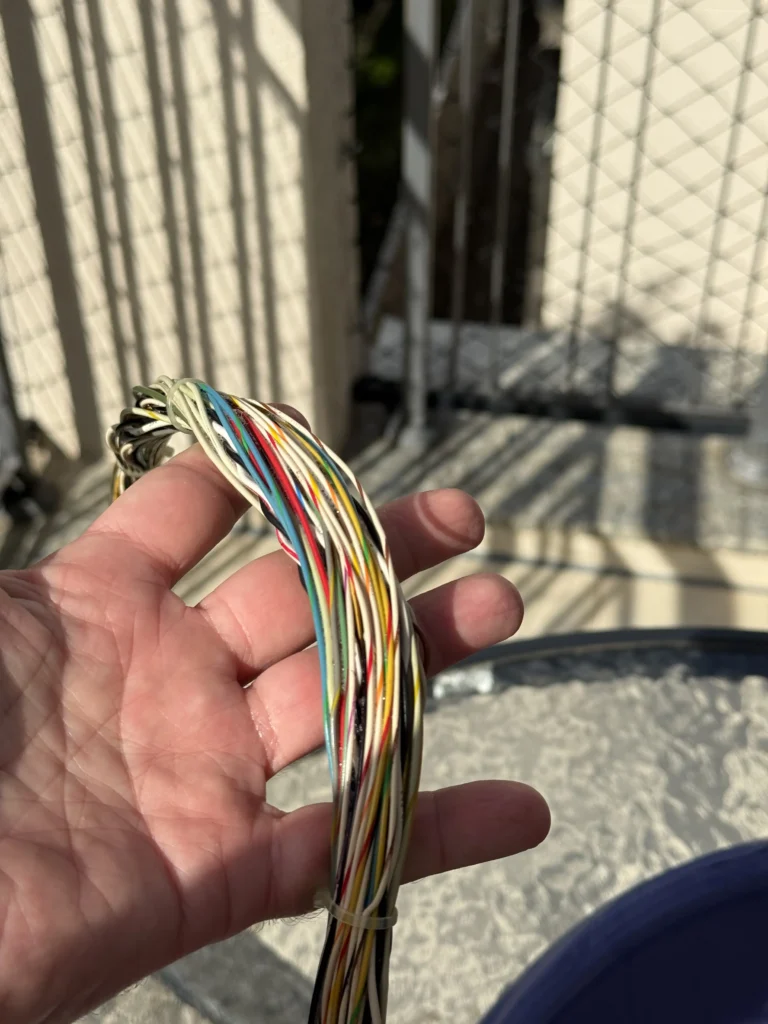 Atari Video Pinball Arcade - Harness Cleaning Atari Video Pinball Arcade - Harness Cleaning