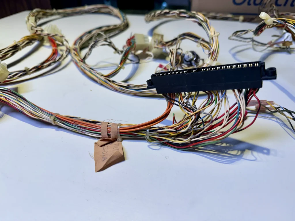 Atari Video Pinball Arcade - Harness Cleaning Atari Video Pinball Arcade - Harness Cleaning