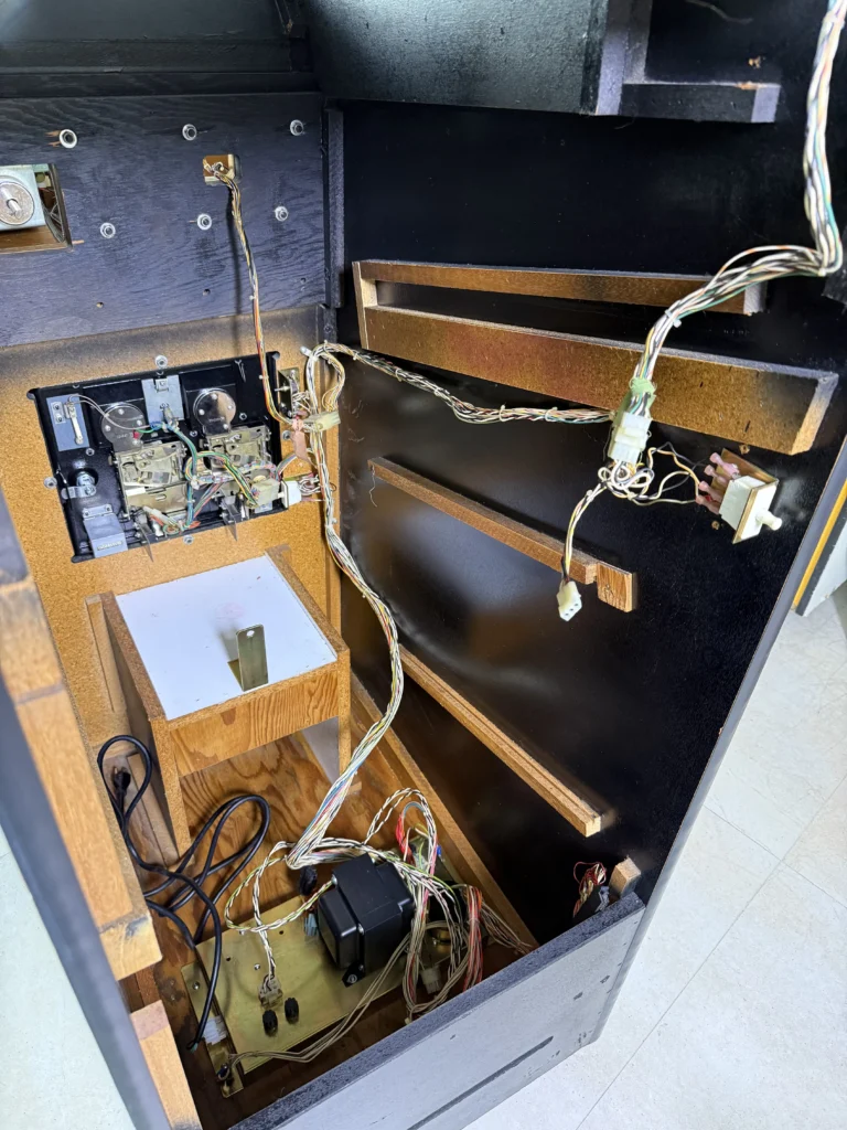 Atari Video Pinball Arcade - Harness Install Atari Video Pinball Arcade - Harness Install