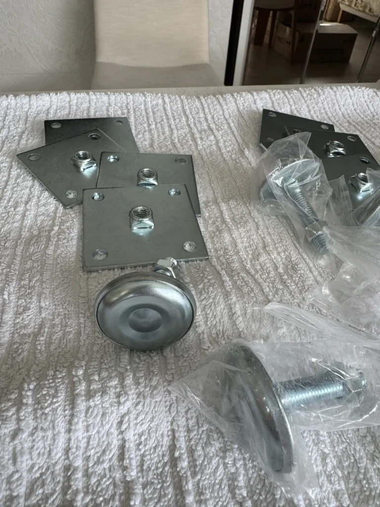 Atari Video Pinball Arcade - Leg Levelers aAtari Video Pinball Arcade - Leg Levelers