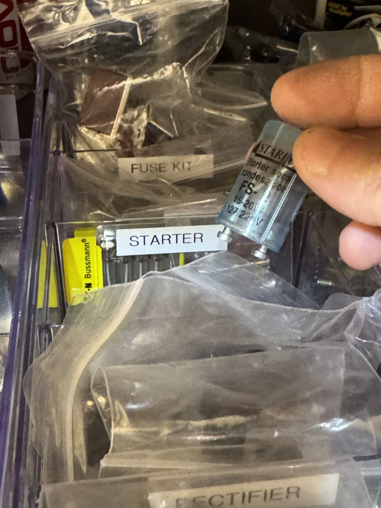 Atari Video Pinball Arcade - Marquee and Fixture Inspection Atari Video Pinball Arcade - Marquee and Fixture Inspection