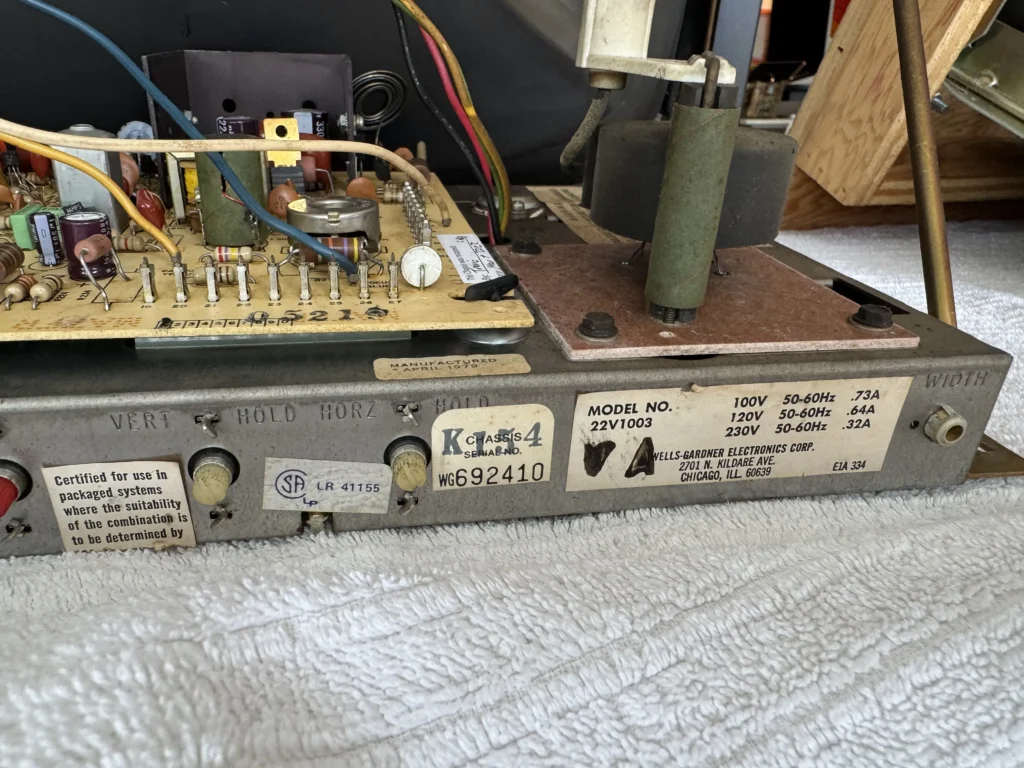 Atari Video Pinball Arcade - Wells-Gardner 19v1001 B&W Monitor