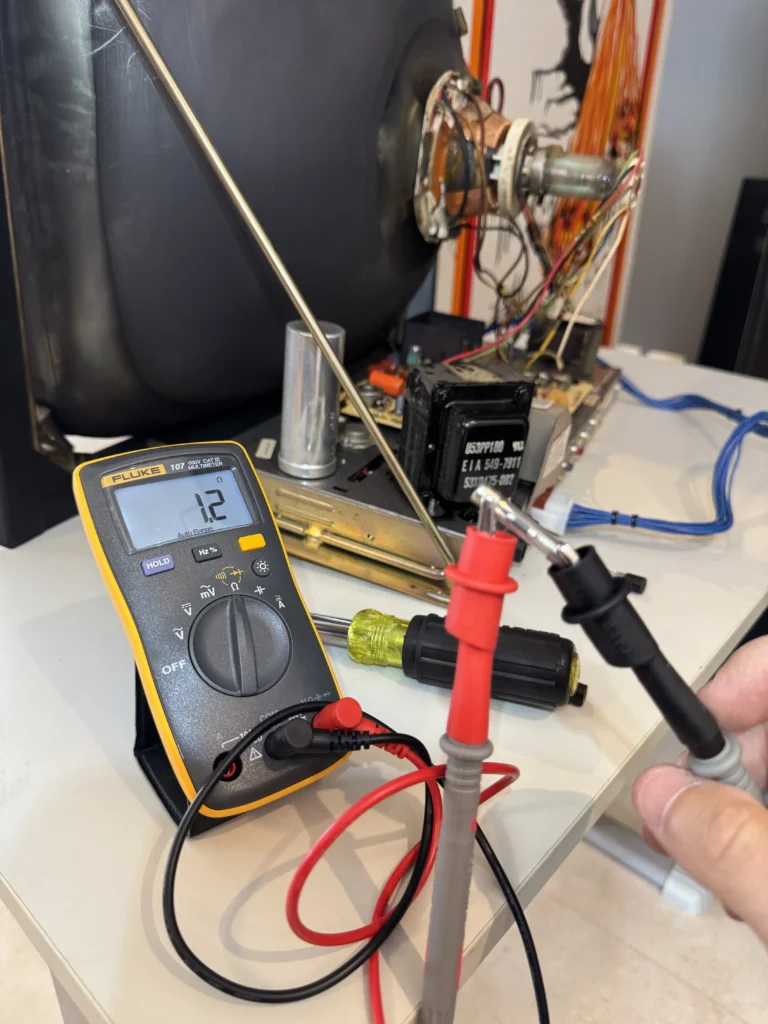 Atari Video Pinball Arcade - Wells-Gardner 19v1001 B&W Monitor