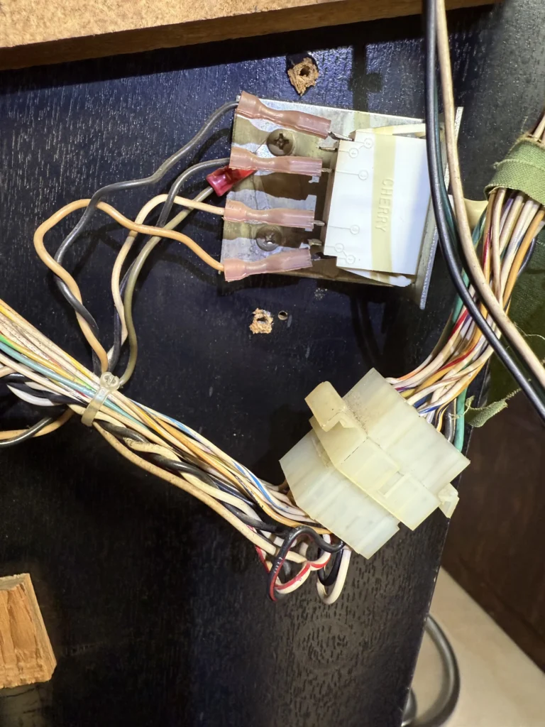 Atari Video Pinball Arcade - Cabinet Restoration Atari Video Pinball Arcade - Cabinet Restoration