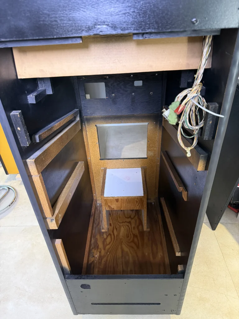 Atari Video Pinball Arcade - Woodshop Restored Cabinet Atari Video Pinball Arcade - Woodshop Restored Cabinet