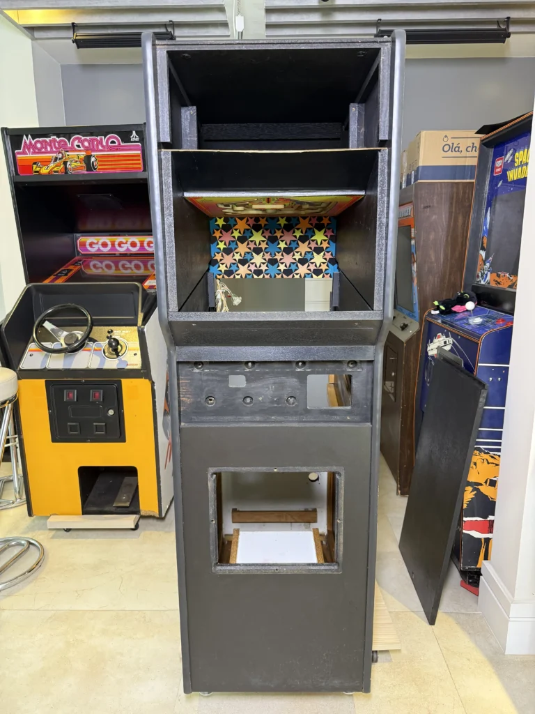 Atari Video Pinball Arcade - Woodshop Restored Cabinet Atari Video Pinball Arcade - Woodshop Restored Cabinet