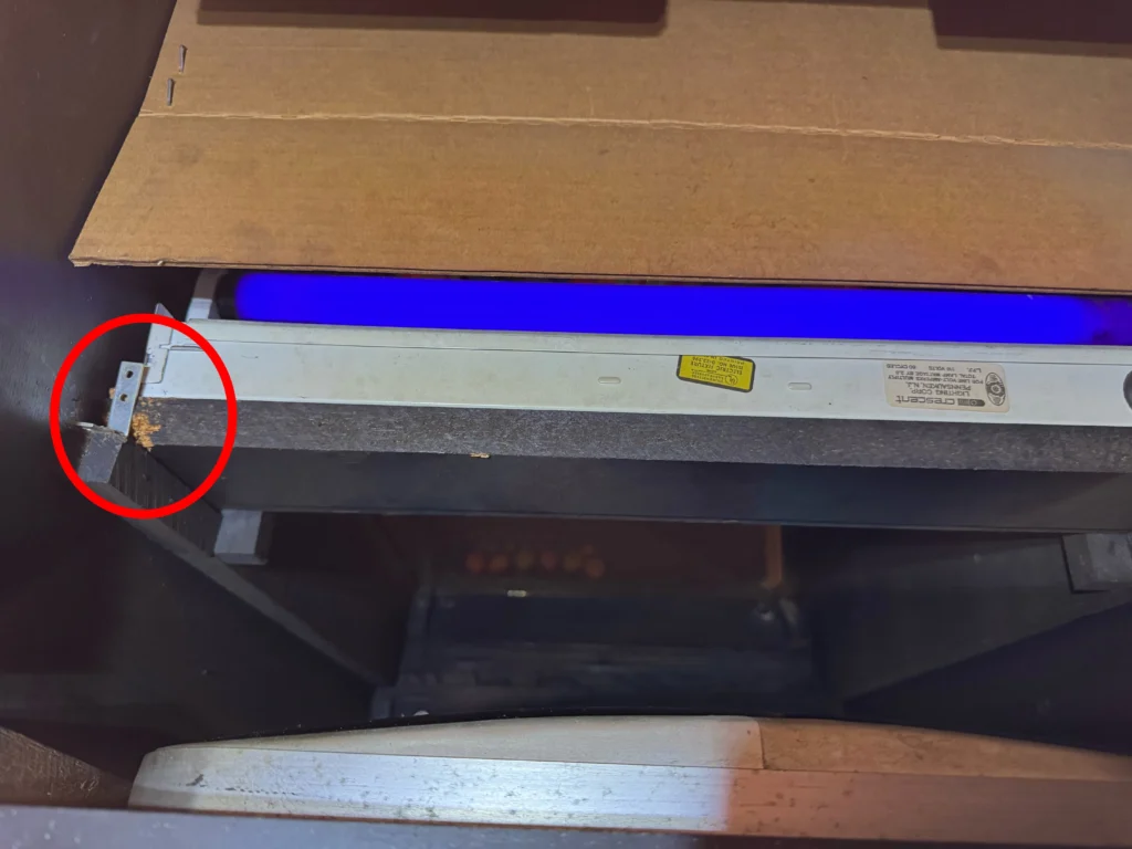 Atari Video Pinball Arcade - Black Light Fixture Incline Solution Atari Video Pinball Arcade - Black Light Fixture Incline Solution