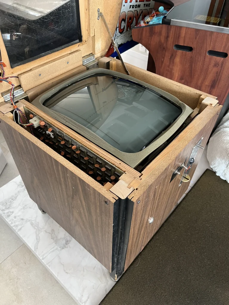 Mirco Challenge Arcade Game - Motorola XM-501 Monitor Mirco Challenge Arcade Game - Motorola XM-501 Monitor