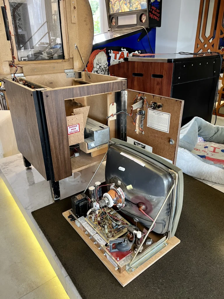 Mirco Challenge Arcade Game - Motorola XM-501 Monitor Mirco Challenge Arcade Game - Motorola XM-501 Monitor