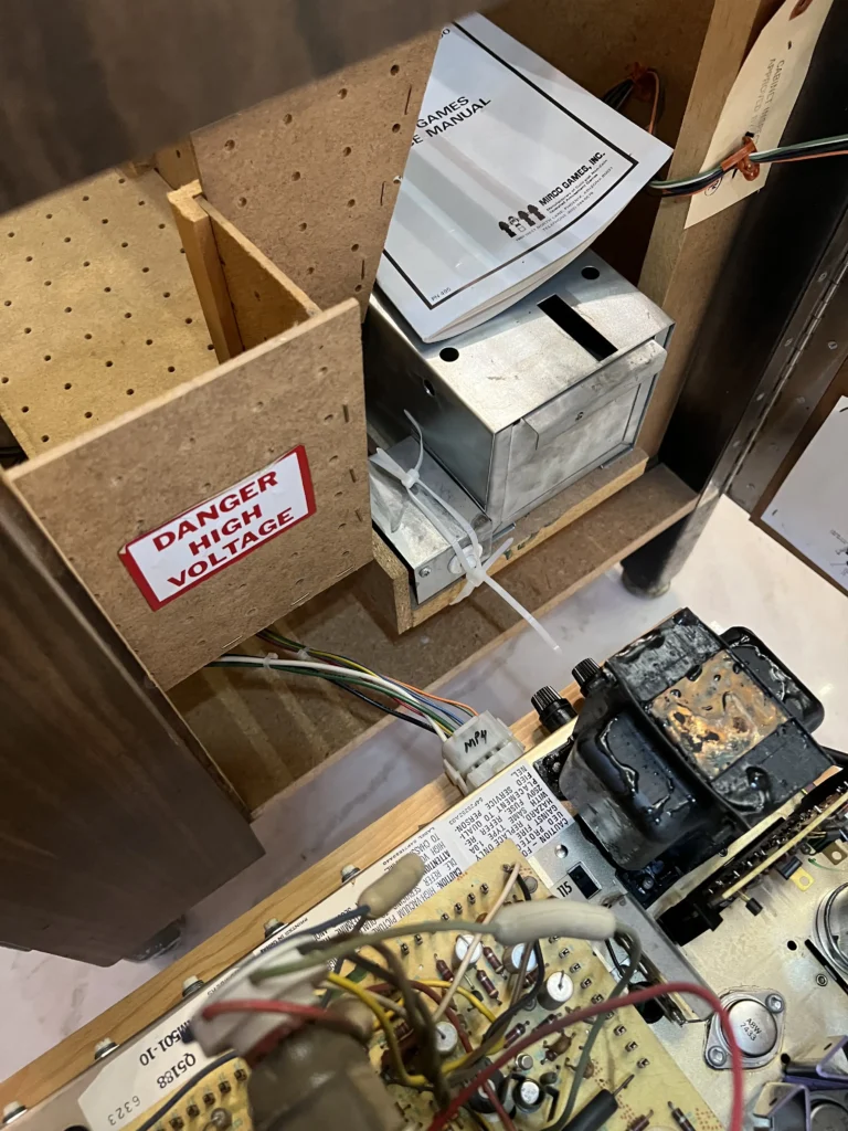 Mirco Challenge Arcade Game - Motorola XM-501 Monitor Mirco Challenge Arcade Game - Motorola XM-501 Monitor