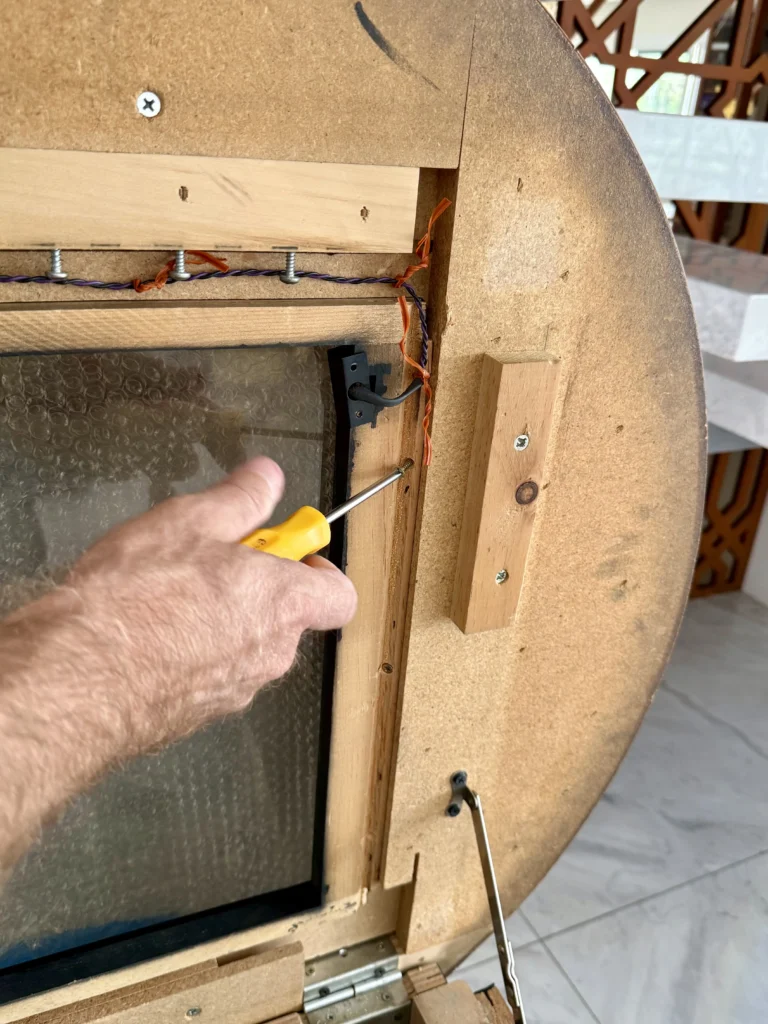Mirco Challenge Arcade Game - Glass and Plexi Sandwich Fitting